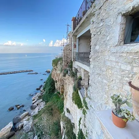Lägenhet Lussuoso 120 Mq. Panoramico, Fronte Mare Con Due Grandi Terrazze Panoramiche, E Due Bagni Nel Centro Storico Di Vieste, Sulla Scogliera. Vieste